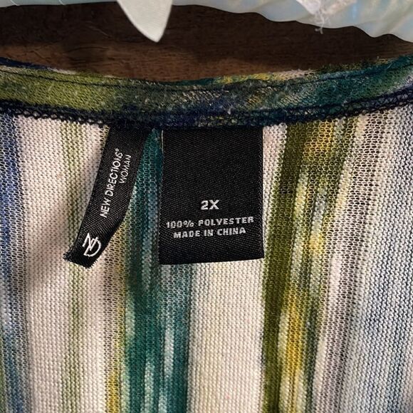 New Directions Ladies Boho Hippie Top, Size 2X, Green and Blues - Picture 3 of 4